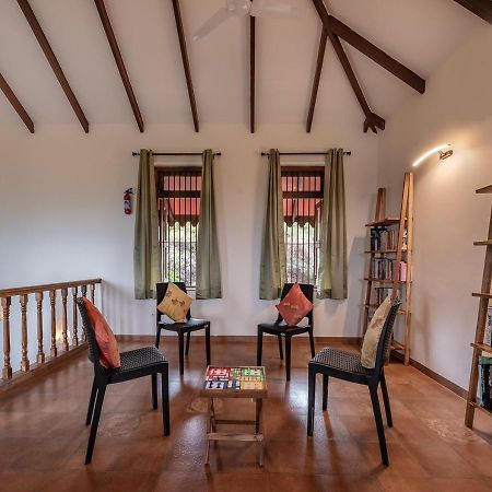 Saffronstays Niramay, Torna-Rajgad - Rustic Pool Villa With A Gazebo And Great Forest Views Marg Asni Kültér fotó