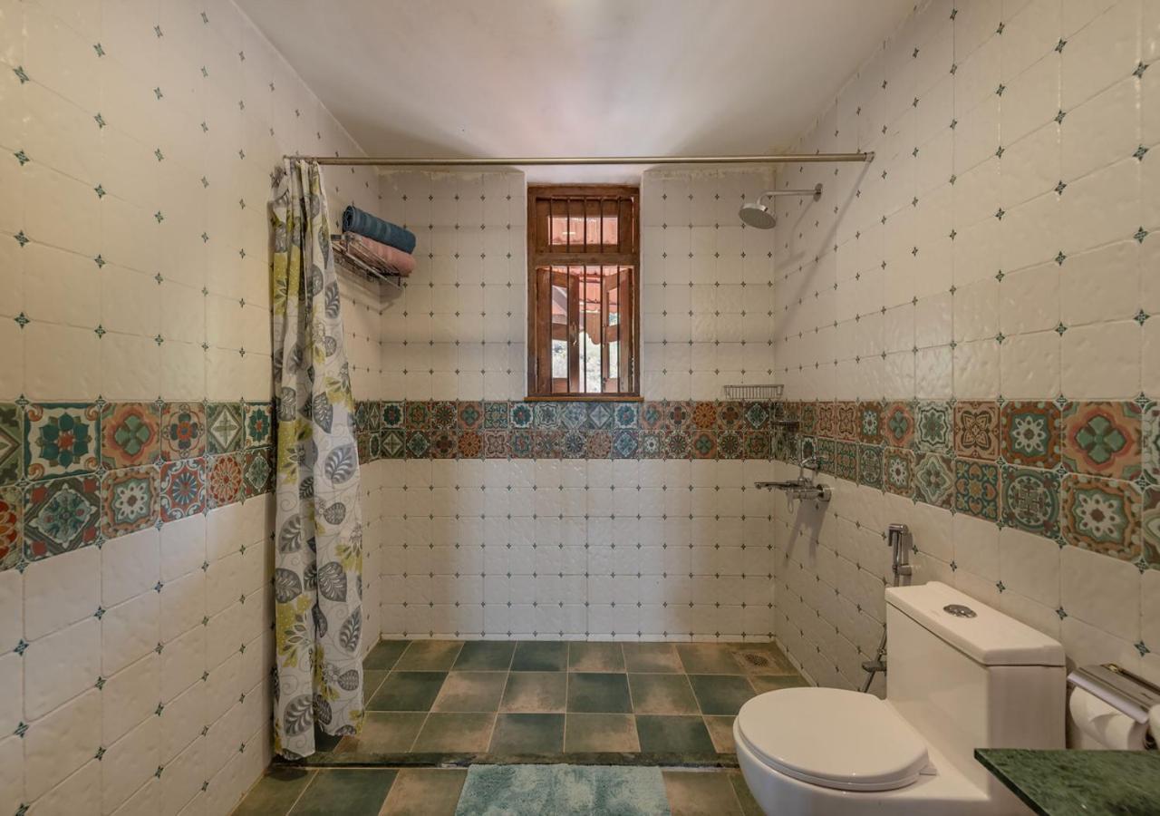 Saffronstays Niramay, Torna-Rajgad - Rustic Pool Villa With A Gazebo And Great Forest Views Marg Asni Kültér fotó