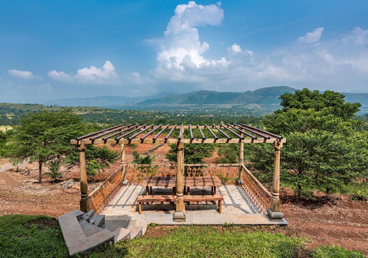 Saffronstays Niramay, Torna-Rajgad - Rustic Pool Villa With A Gazebo And Great Forest Views Marg Asni Kültér fotó